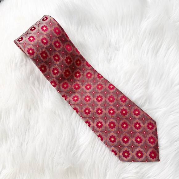 Paul Fredrick Red Geometric 100% Silk Tie - Picture 1 of 4